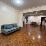 F Fig Room